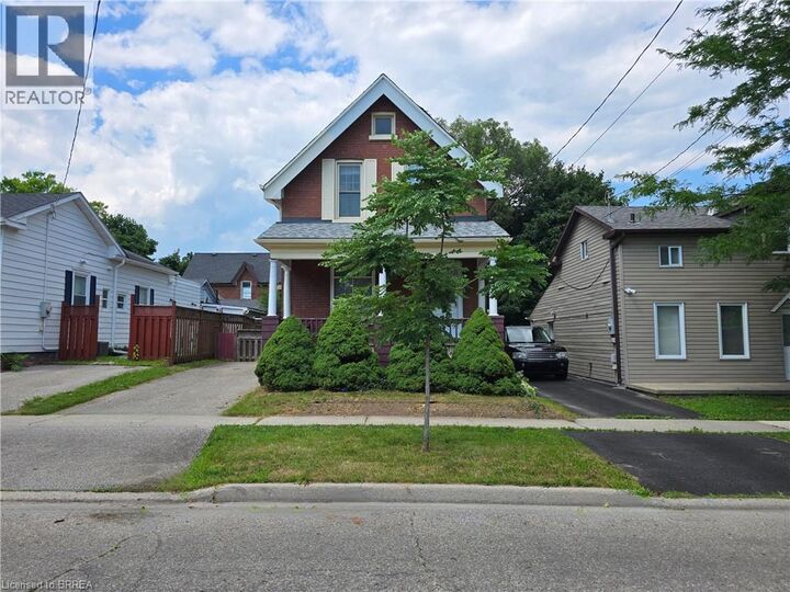 196 Wellington Street — photo 1