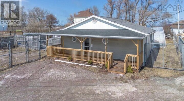 Property Photo: 3479 Plummer Avenue NS B1H 1Z9