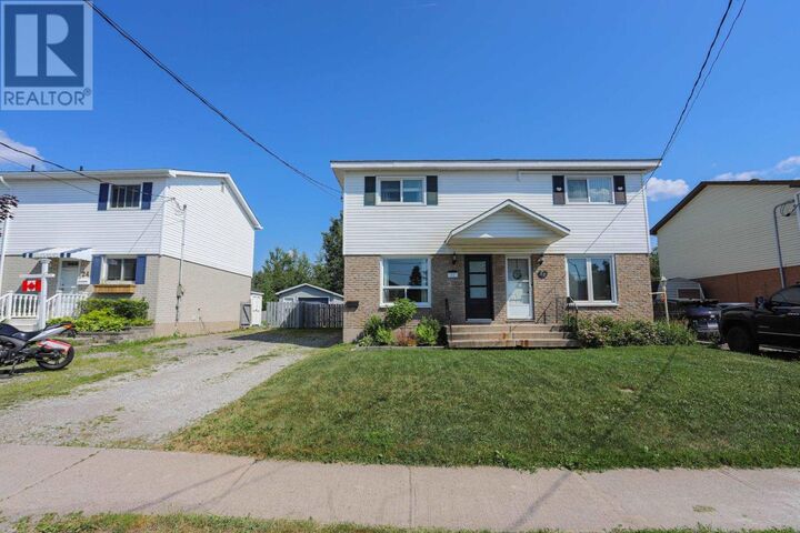 Property Photo:  22 Broadview Dr  ON P6C 2S9 