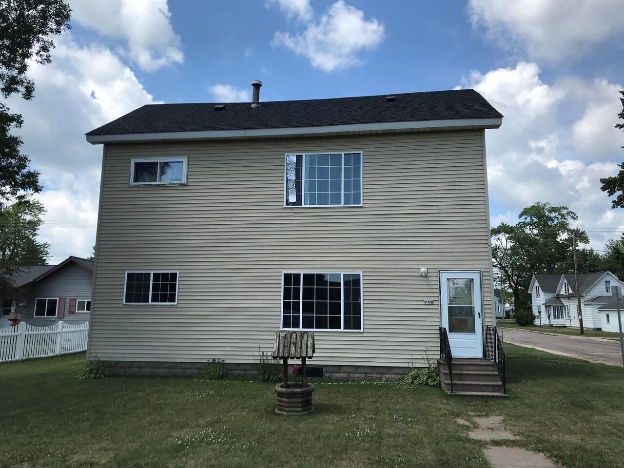 Property Photo:  1908 River Street  WI 54452 