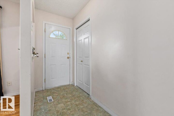 Property Photo: 5126 53 Street AB T0G 1L0
