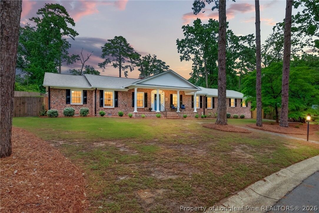 Property Photo: 335 Oberlin Court NC 28303