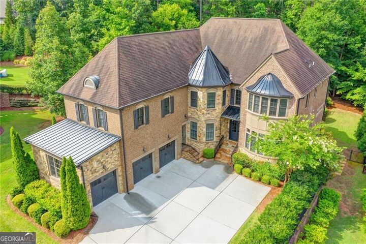 Property Photo:  215 Penrith Place  GA 30350 
