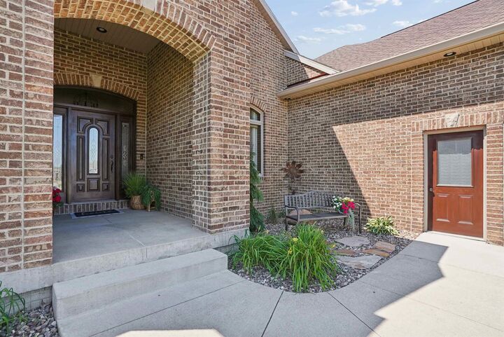 Property Photo: 1711 Greenhill Drive IA 50613