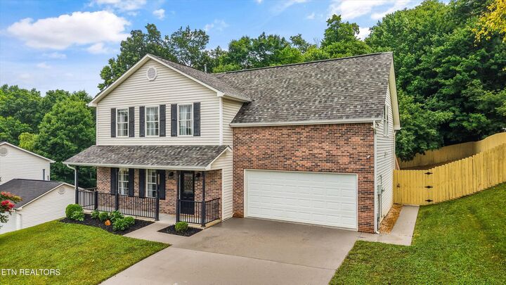 Property Photo: 8300 Foxworth Tr TN 37849