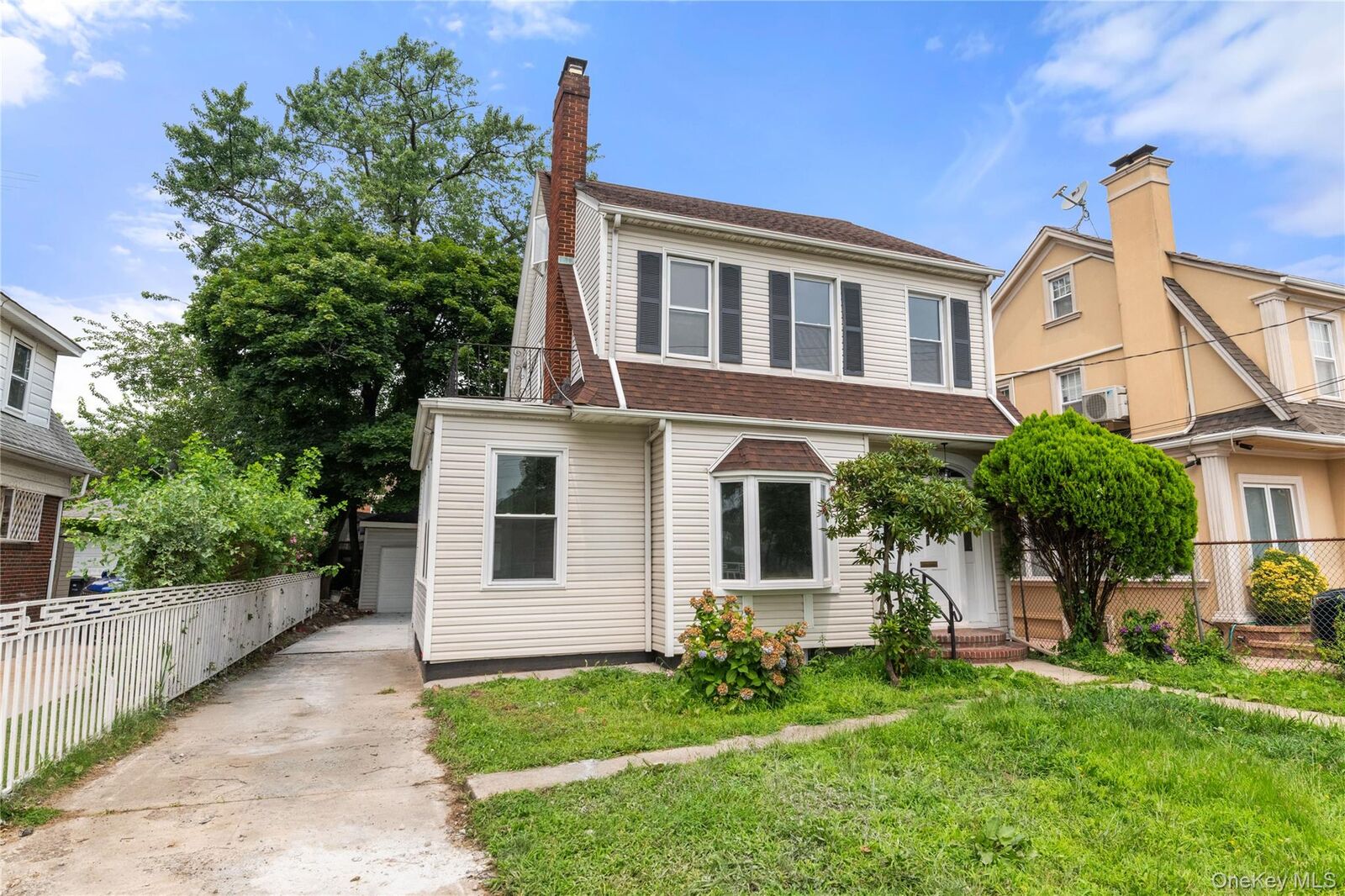 Property Photo: 8492 Homelawn Street NY 11432