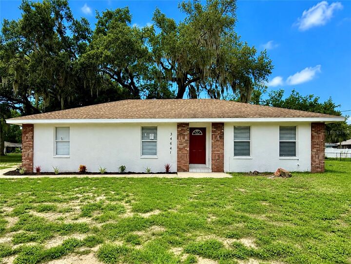 Property Photo: 34641 Dogwood Drive FL 33523