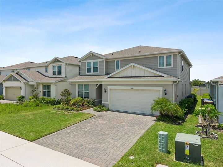 Property Photo:  5668 Arborvista Drive  FL 34771 