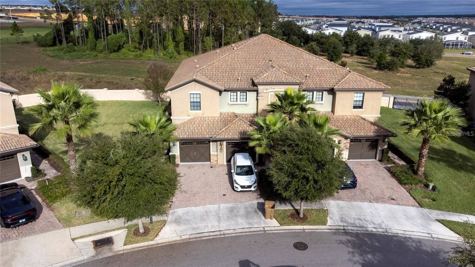 Property Photo: 1225 Long Cove Loop 1225 FL 33896