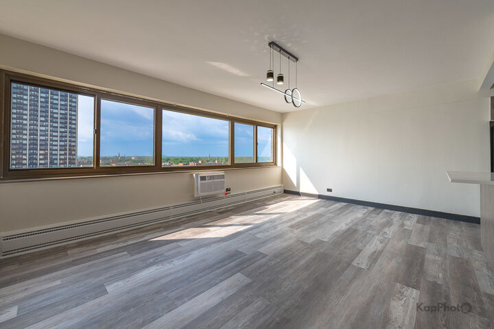 Property Photo:  7337 S South Shore Drive 1231  IL 60649 