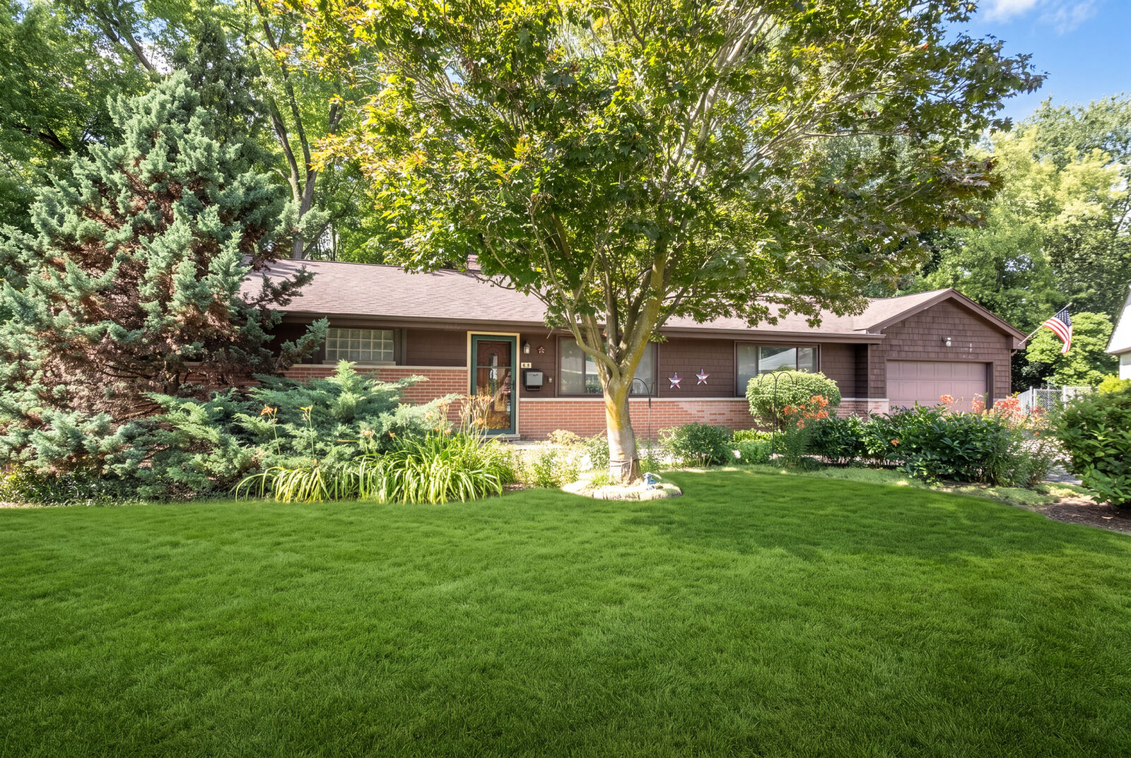 Property Photo:  10 Hollycourt Terrace  IL 60047 