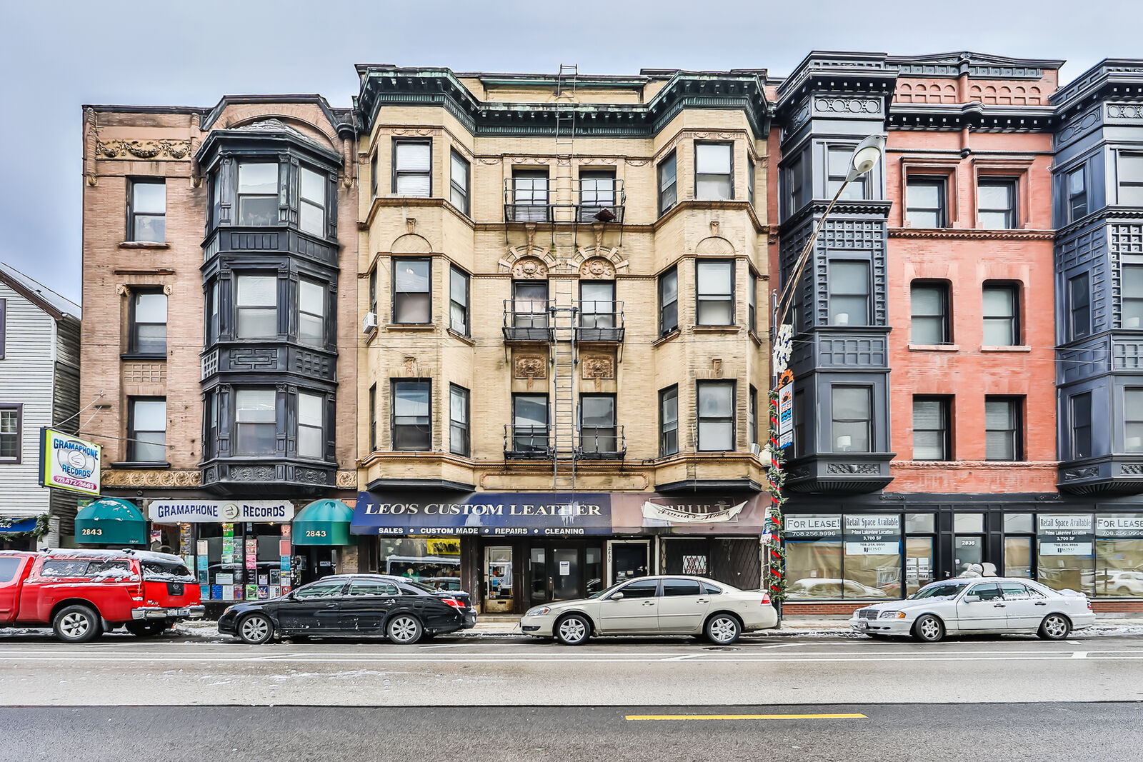 Property Photo: 2839 N Clark Street 4S IL 60657