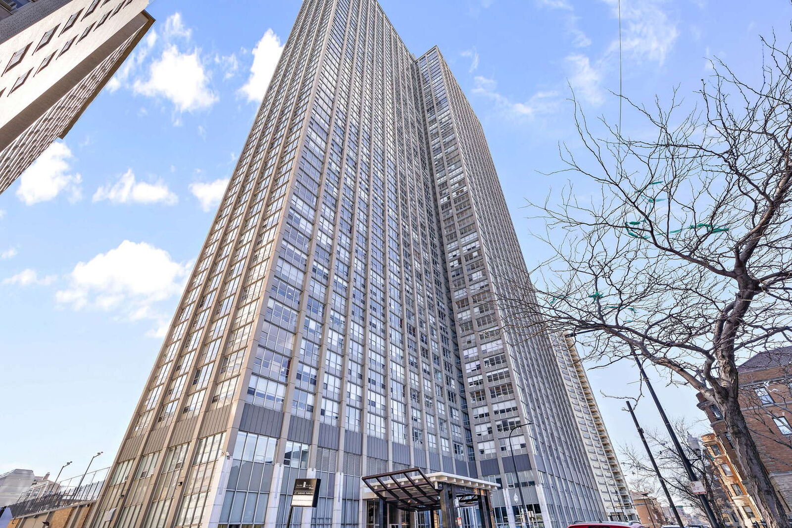 Property Photo:  655 W Irving Park Road 3203  IL 60613 