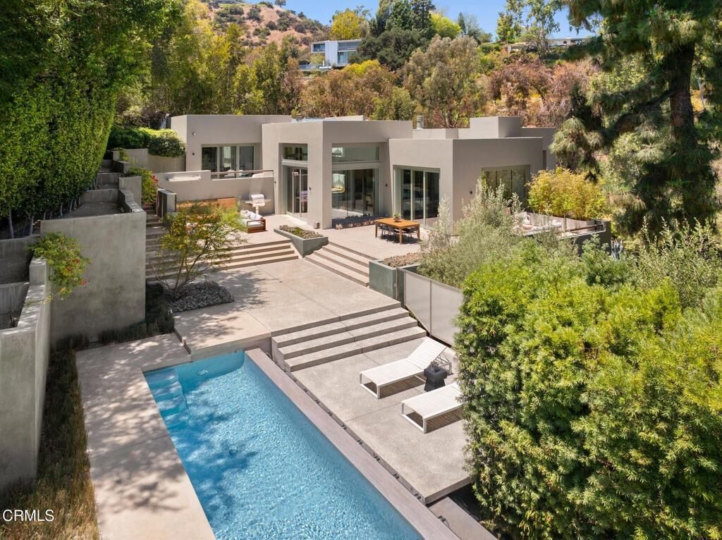 Property Photo:  1240 Bennett Drive  CA 91103 