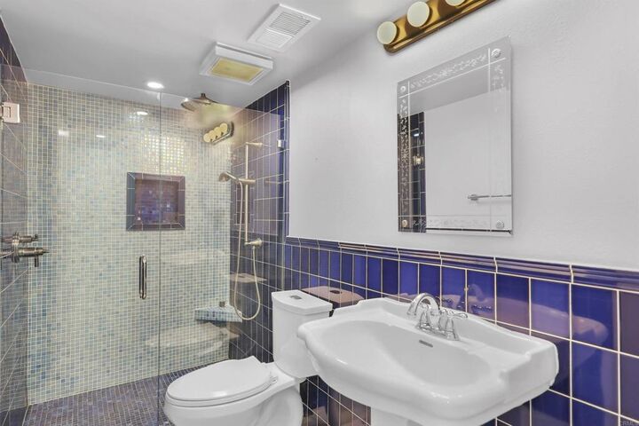 Property Photo: 415 E Avenida Granada CA 92264