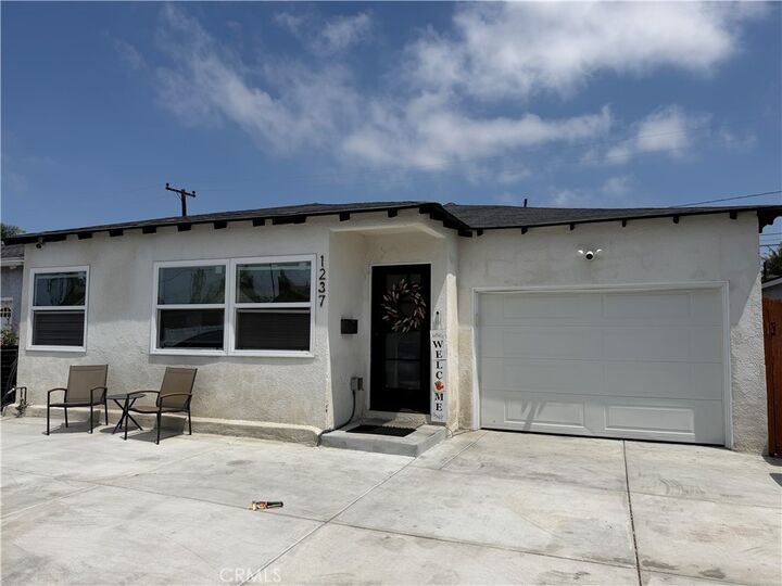 Property Photo: 1237 E 222nd CA 90745