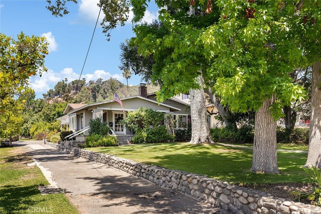 Property Photo: 333 N Mayflower CA 91016