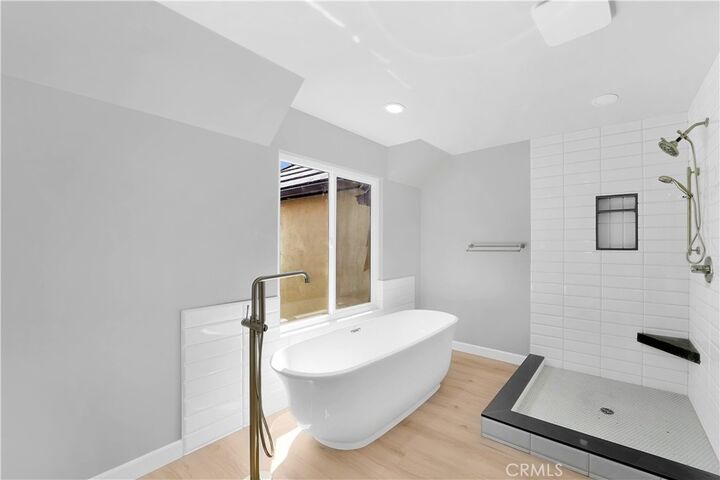 Property Photo:  6082 Eaglecrest Drive  CA 92648 