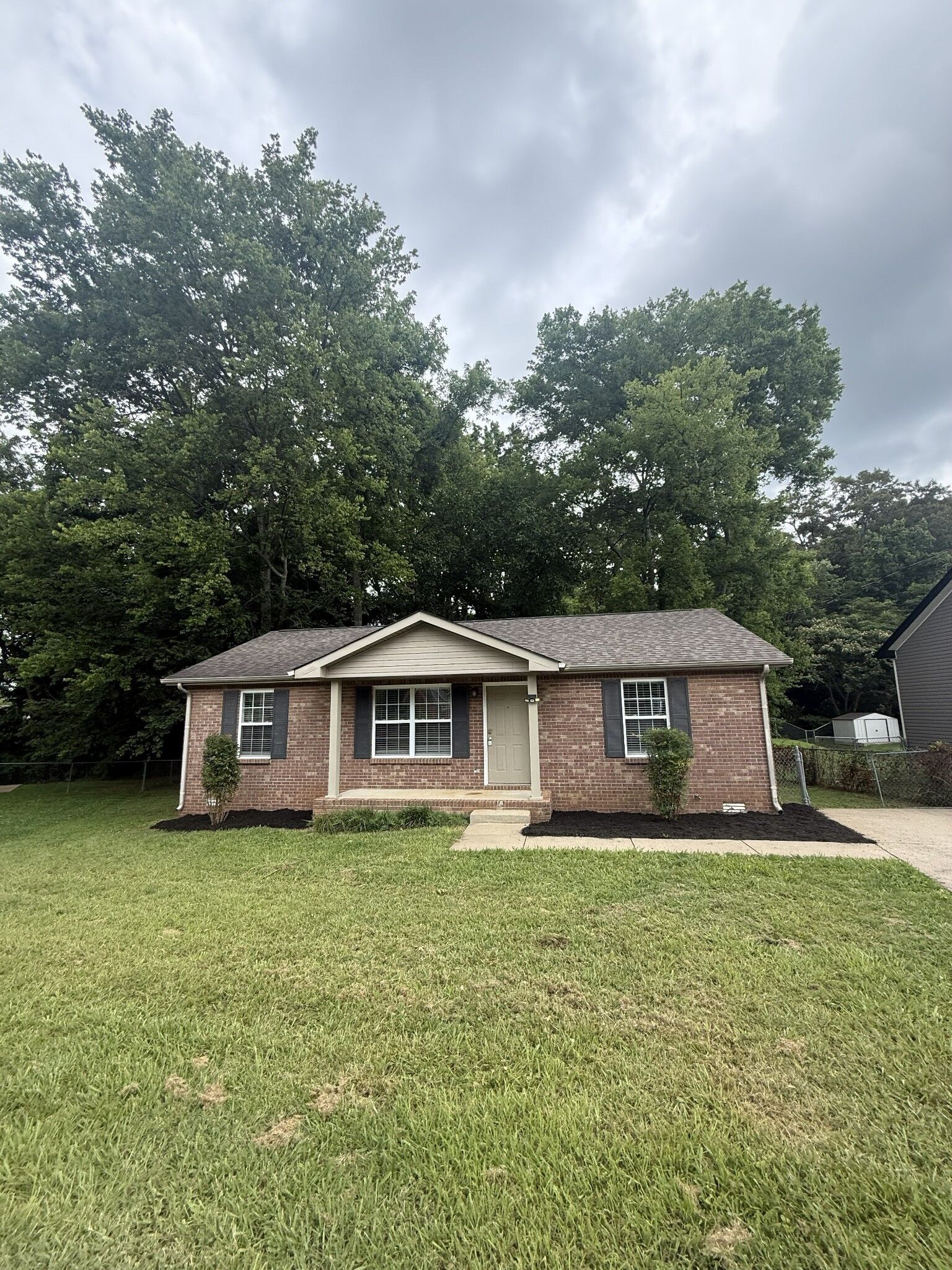 Property Photo:  105 Monarch Ln  TN 37042 