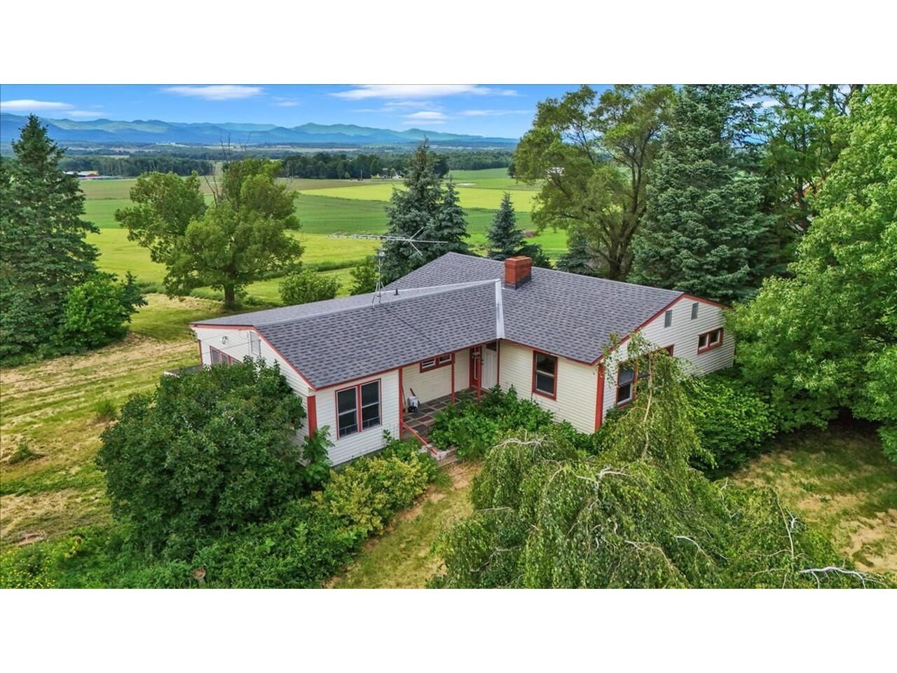 Property Photo: 4732 Vt Route 22A VT 05491