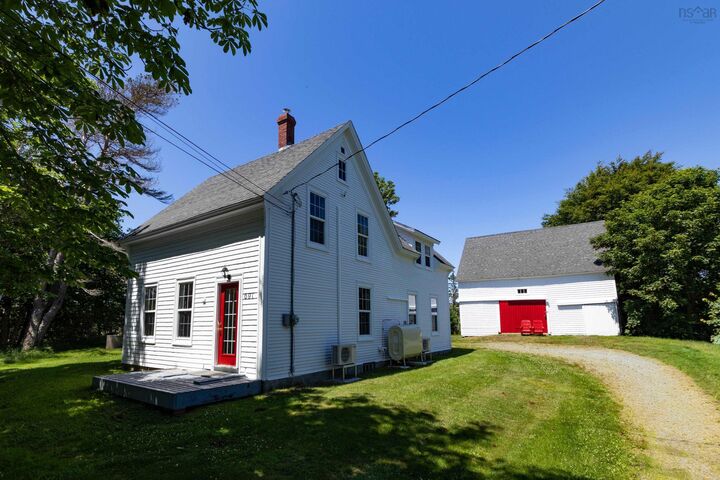 691 Bear Cove Road — photo 1
