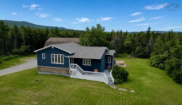 Property Photo:  88 Pembroke Lake Road  NS B0E 1L0 