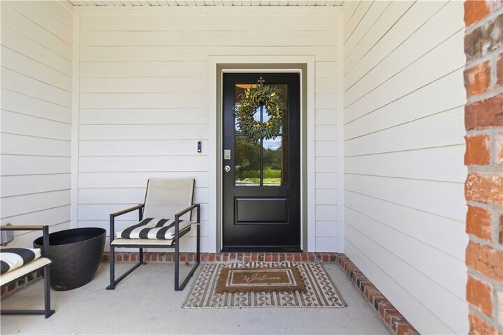 Property Photo:  3101 N Rooster Street  AR 72761 