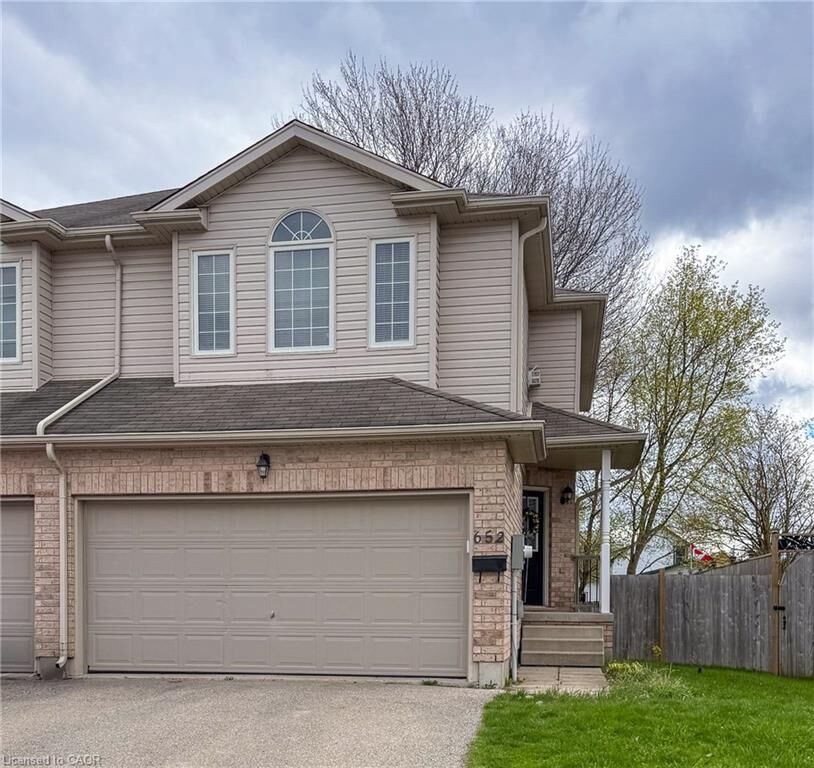 Property Photo: