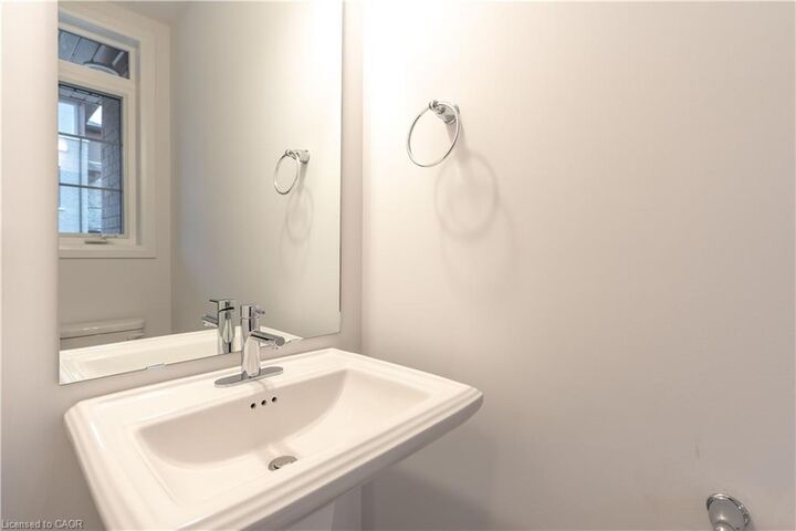 Property Photo: 30 Times Square Boulevard 33 ON L8J 0L8