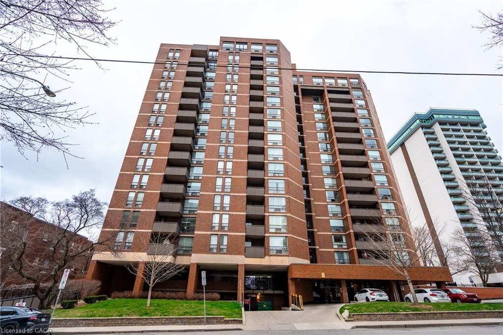 Property Photo:  222 Jackson Street W 305  ON L8P 4S5 