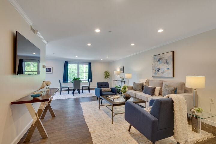 Property Photo:  140 Lincoln Road 218  MA 01773 