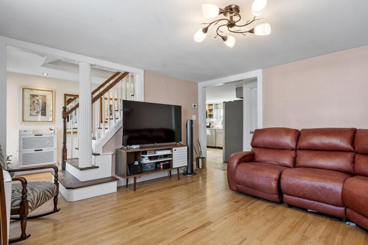 Property Photo:  9 Cross St  MA 01420 
