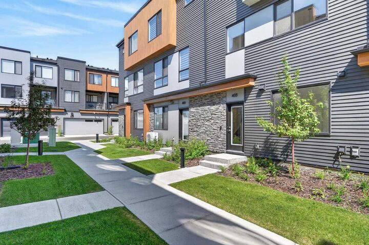Property Photo: 81 Midtown Boulevard SW 405 AB T4B 4E7