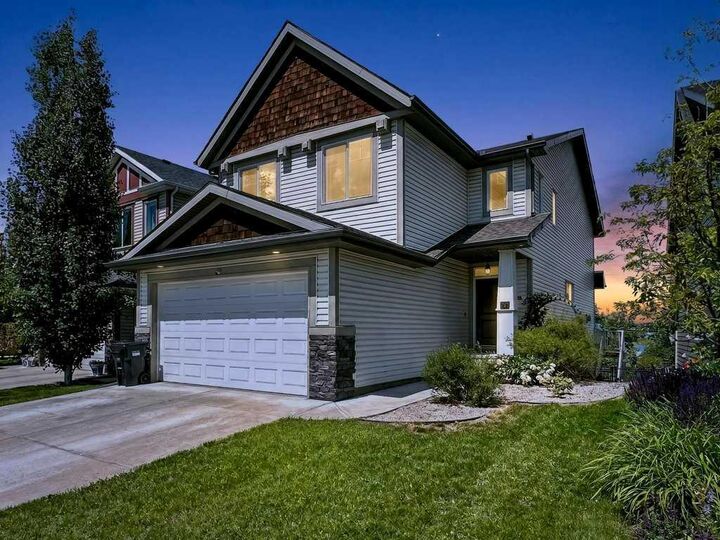Property Photo:  232 Copperpond Circle SE  AB T2Z 0R3 