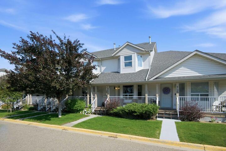 Property Photo: 33 Donlevy Avenue 147 AB T4R 3B6