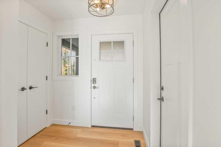 Property Photo: 5 Songbird Green AB T4S 0S6