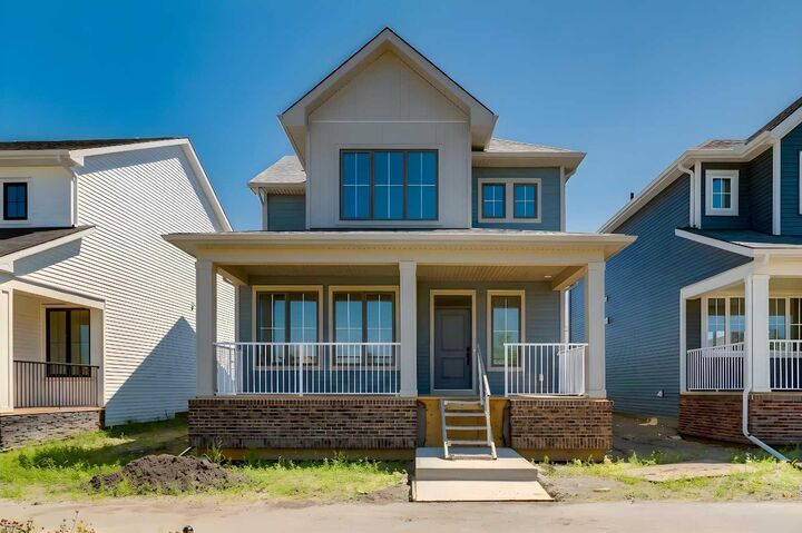 32 Ellen Lane — photo 1