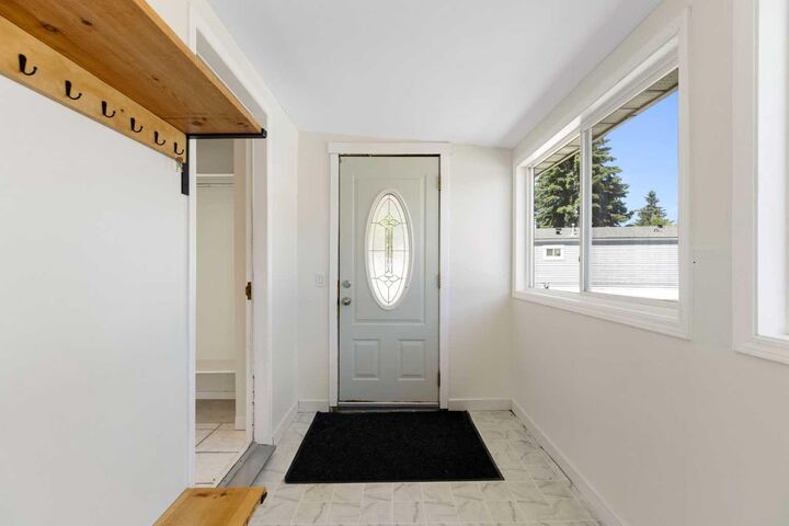Property Photo: 9090 24 Street SE 10 AB T2C 2H4