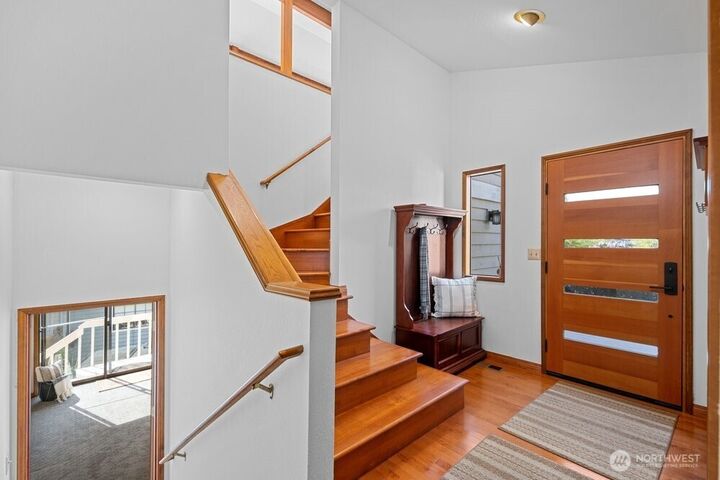 Property Photo: 902 7th Avenue S WA 98020