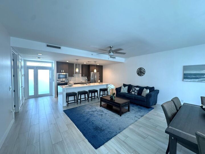 Property Photo: 1 S Palmway 204 FL 33460