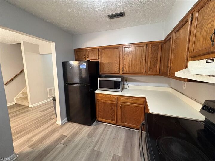 Property Photo: 1626 Angel Ct VA 23185