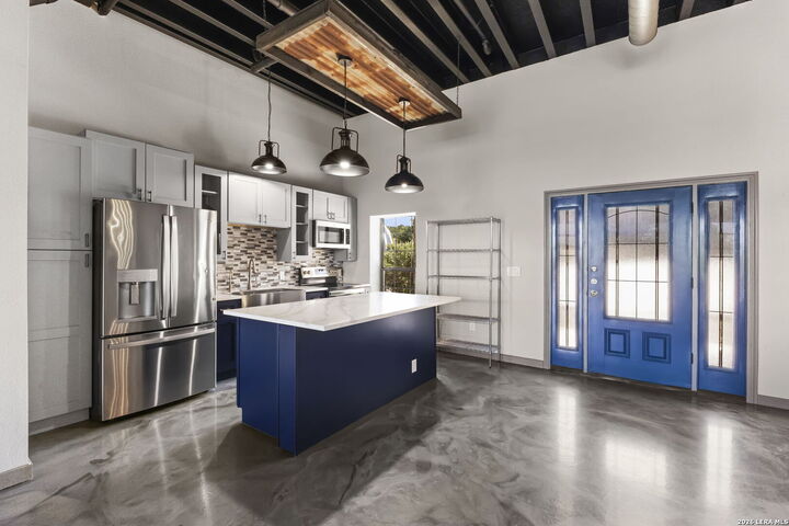 Property Photo:  1016 Blue Bill Cove  TX 78063 