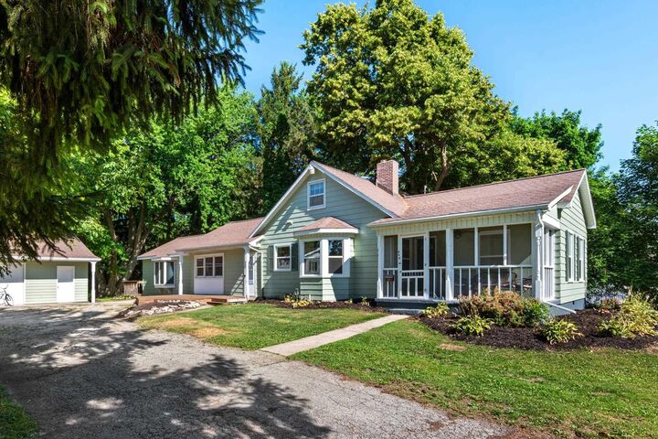 Property Photo: 940 Woodside Avenue WI 54971