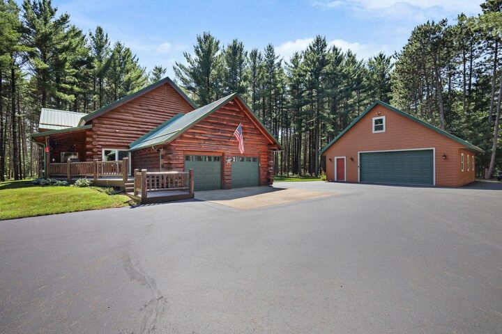 Property Photo: E4519 Maple Court WI 53588