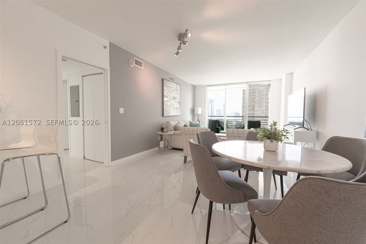 Property Photo: 335 S Biscayne Blvd 1600 FL 33131