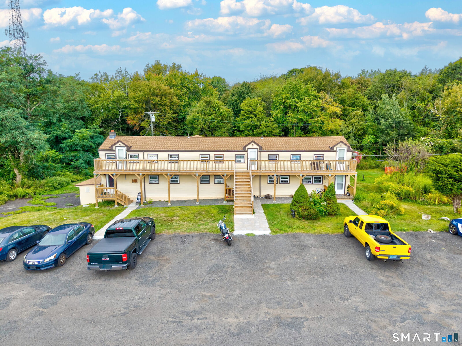 Property Photo: 1259 Wolcott Road CT 06716