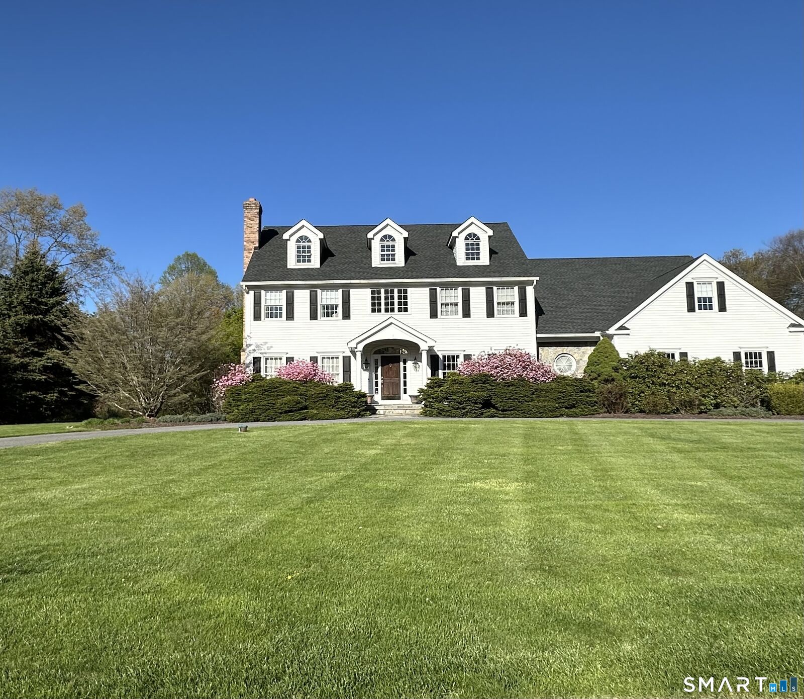 Property Photo: 21 Merlins Lane CT 06470