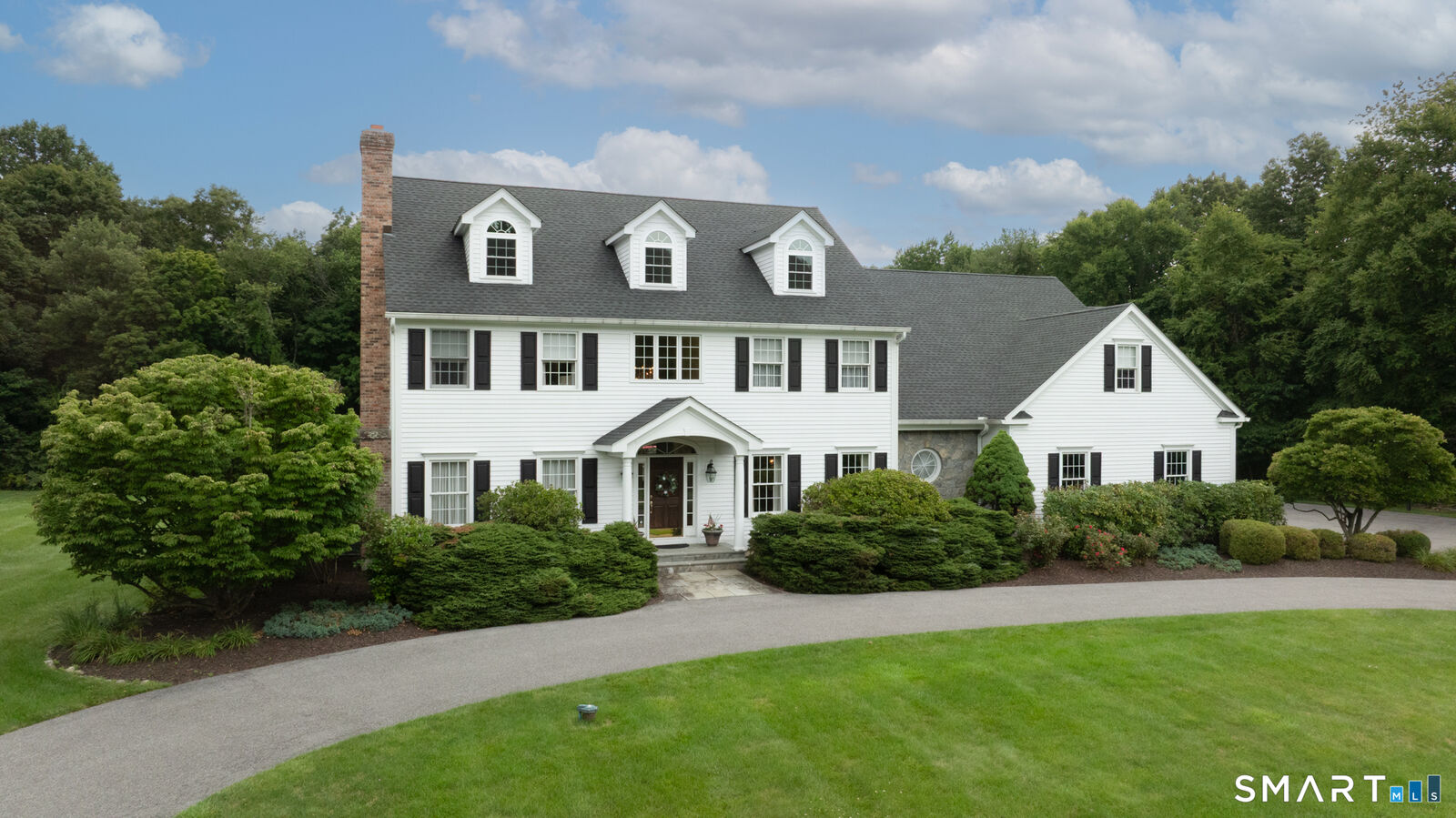 Property Photo: 21 Merlins Lane CT 06470
