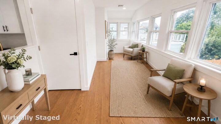 Property Photo:  16 Carolina Road 2  CT 06902 