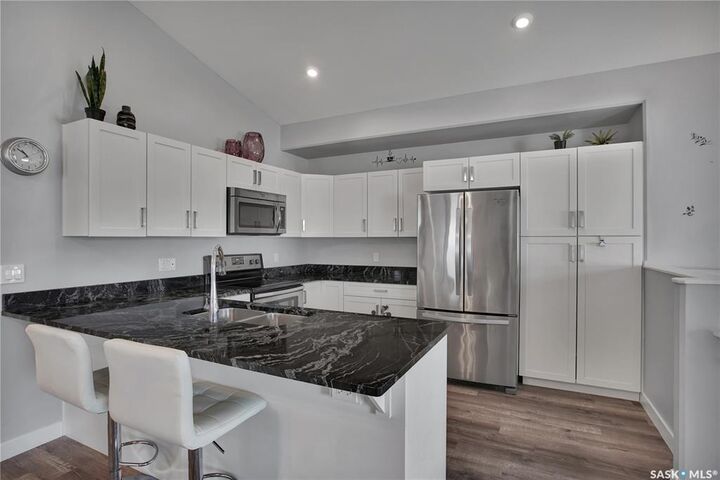 Property Photo:  407 Boykowich Street  SK S7W 0S5 
